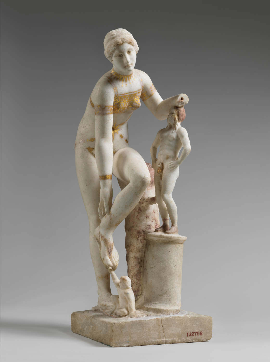 «Η Αφροδίτη με το χρυσό μπικίνι»- Ο απρόσμενος επισκέπτης στο Μουσείο Ακρόπολης