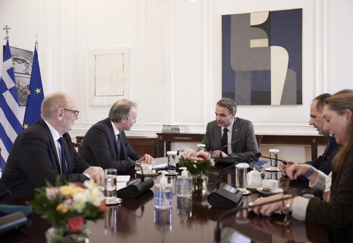 Μητσοτάκης σε εκπροσώπους ΕΕ: Θα αξιοποιήσουμε πλήρως την εμπειρία σας για αναβάθμιση