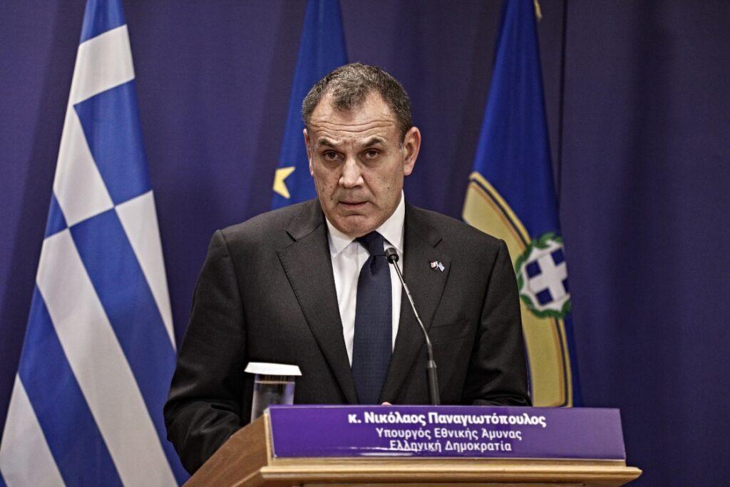 Νίκος Παναγιωτόπουλος.