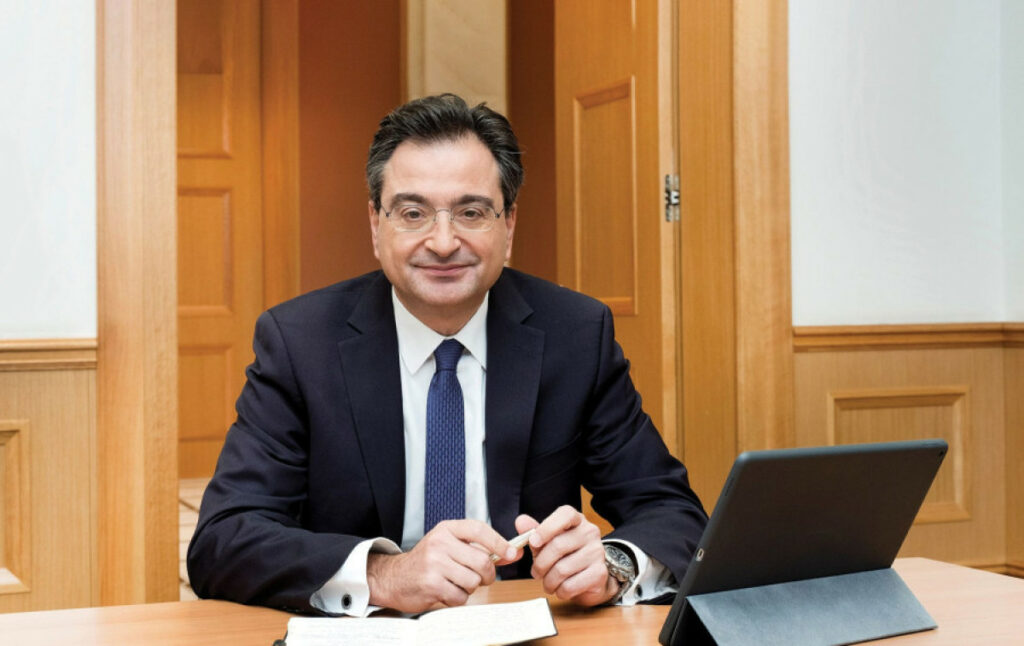Eurobank: Πρωτοπορεί με μέτρα για το δημογραφικό - Εφάπαξ €25.000-30.000 στους πολύτεκνους