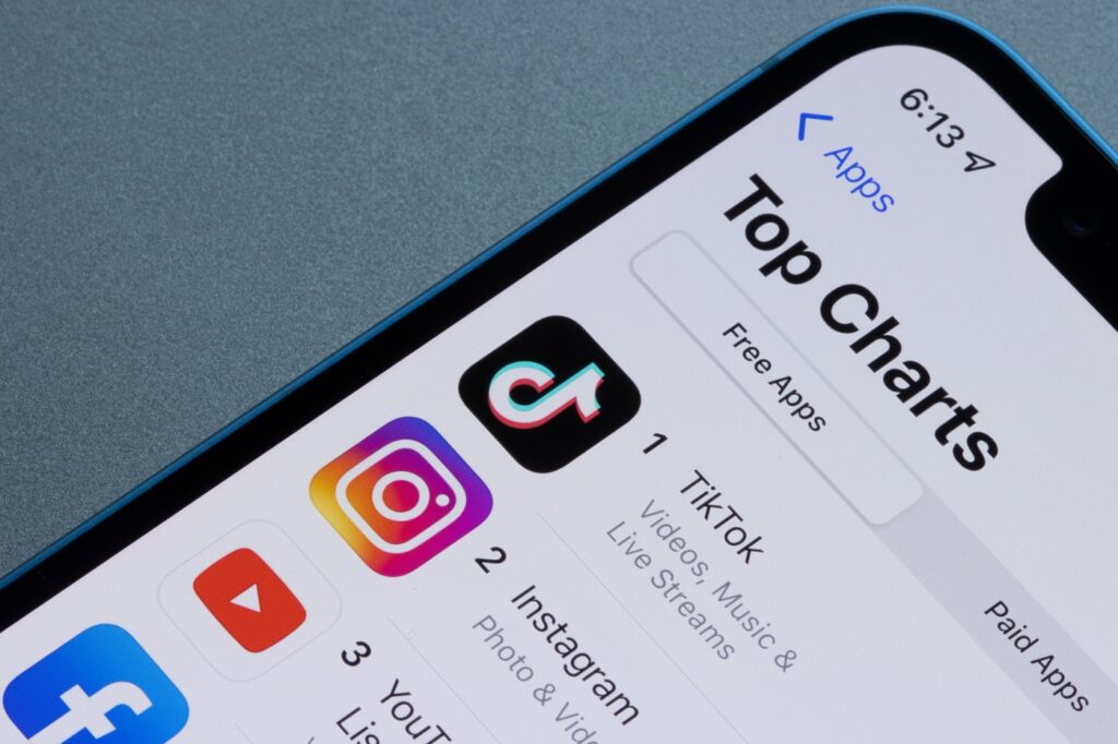 Βέλγιο: Τέλος το TikTok από τα υπηρεσιακά τηλέφωνα των δημοσίων υπαλλήλων της χώρας