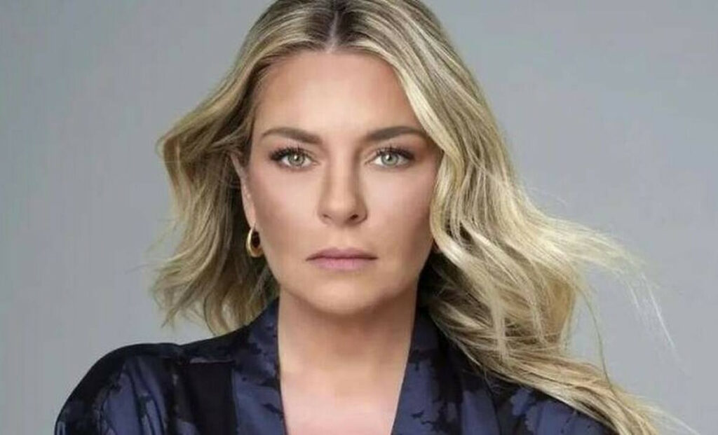 Ελισάβετ Μουτάφη: «Κάθε φορά που μιλάω για αυτό, κρατιέμαι να μη συγκινηθώ»