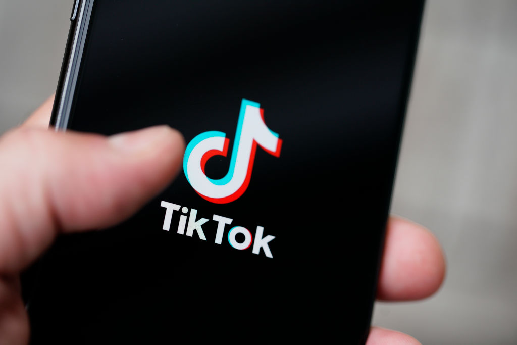Tik Tok και παιδιά: Οι ειδικοί συμβουλεύουν τους γονείς