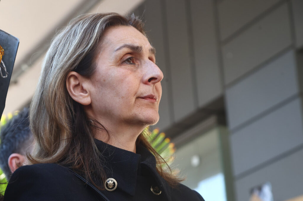 Μητέρα Άλκη Καμπανού: «Τα ισόβια τα πήρα εγώ, οι άλλες μάνες είδαν τα παιδιά τους»