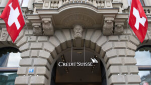 Credit Suisse: Σωσίβιο 50 δισ. ευρώ