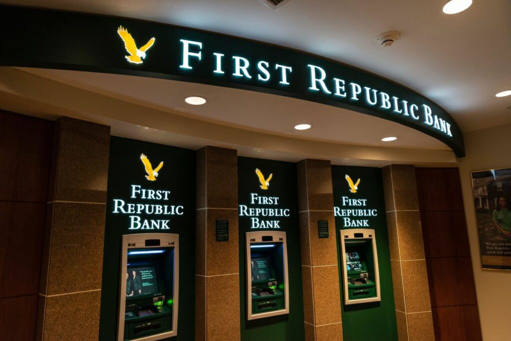 230316191855_First Republic Bank