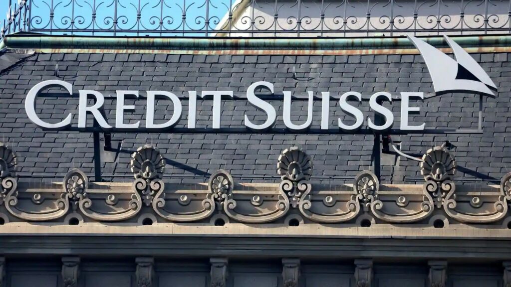 Credit Suisse: Ο μεγάλος χαμένος της πώλησης των 275 δισ. δολαρίων