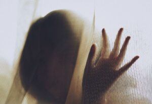 Λακωνία: Δύο αλλοδαποί κακοποιούσαν σεξουαλικά 13χρονη