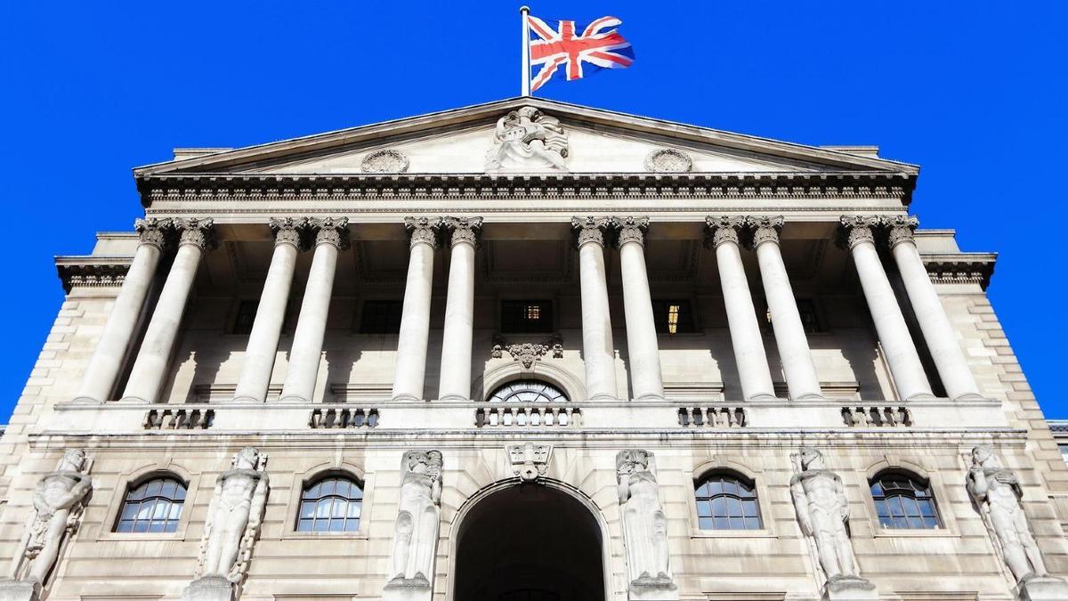 Η Τράπεζα της Αγγλίας αυξάνει και πάλι τα επιτόκια