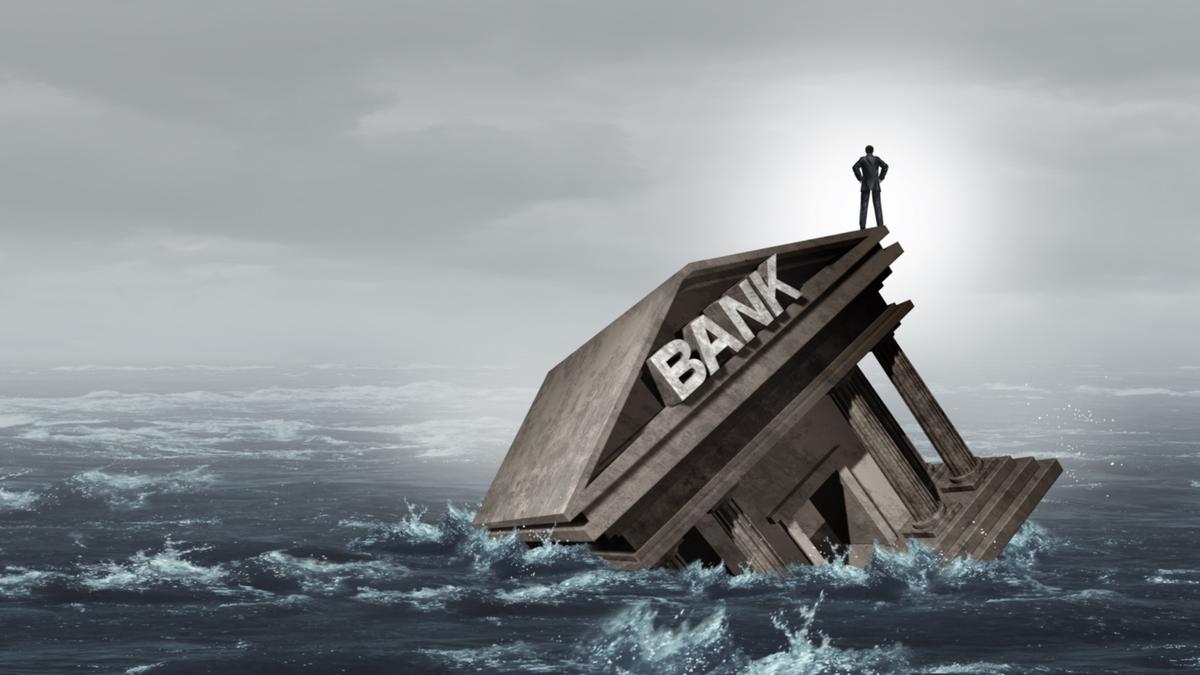 Οι επιφυλακτικές αγορές, η νέα τραπεζική καταιγίδα, τα επιτόκια και ο πληθωρισμός