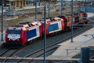 ΟΣΕ: Καθυστερήσεις στην επαναλειτουργία του σιδηροδρόμου