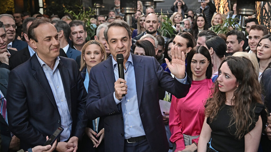 Μητσοτάκης από τη Γλυφάδα