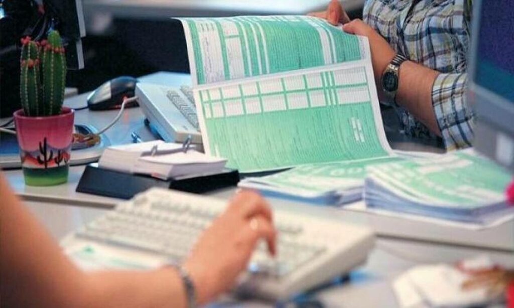 Ξεκίνησε η υποβολή των φορολογικών δηλώσεων για το 2023-Σε οκτώ δόσεις η εξόφληση του φόρου