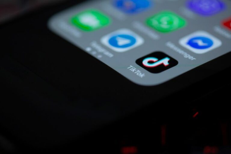 Πιο κοντά στην πλήρη απαγόρευση του TikTok οι ΗΠΑ