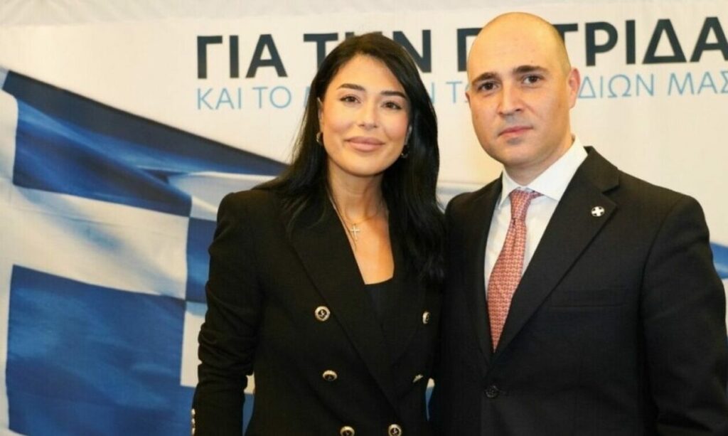 Ο Μπογδάνος διέγραψε την Λατινοπούλου