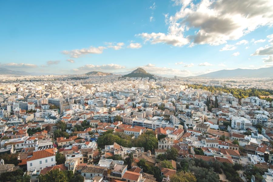 «Ανοιξιάτικος» ο καιρός σήμερα - Πού θα ξεπεράσει τους 20 βαθμούς ο υδράργυρος