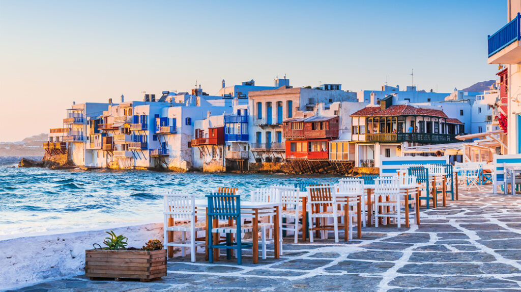 Μύκονος: Έβαλαν φράχτη στην παραλία Πάνορμος