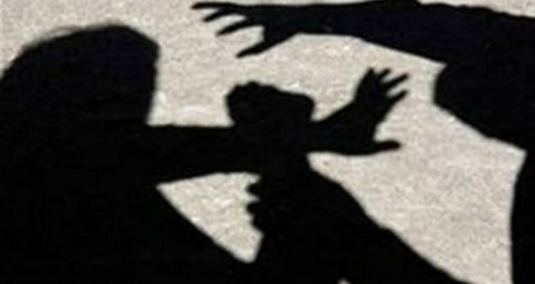 Αττική: Ξυλοκόπησαν 15χρονο μαθητή μέσα σε ιδιωτικό σχολείο