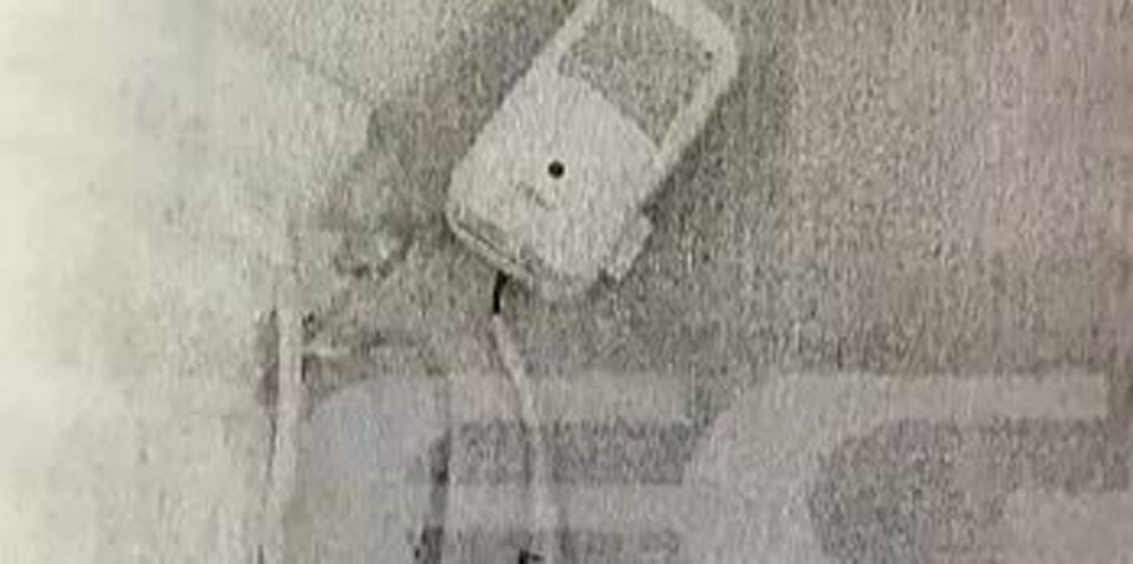230404085925_kamera