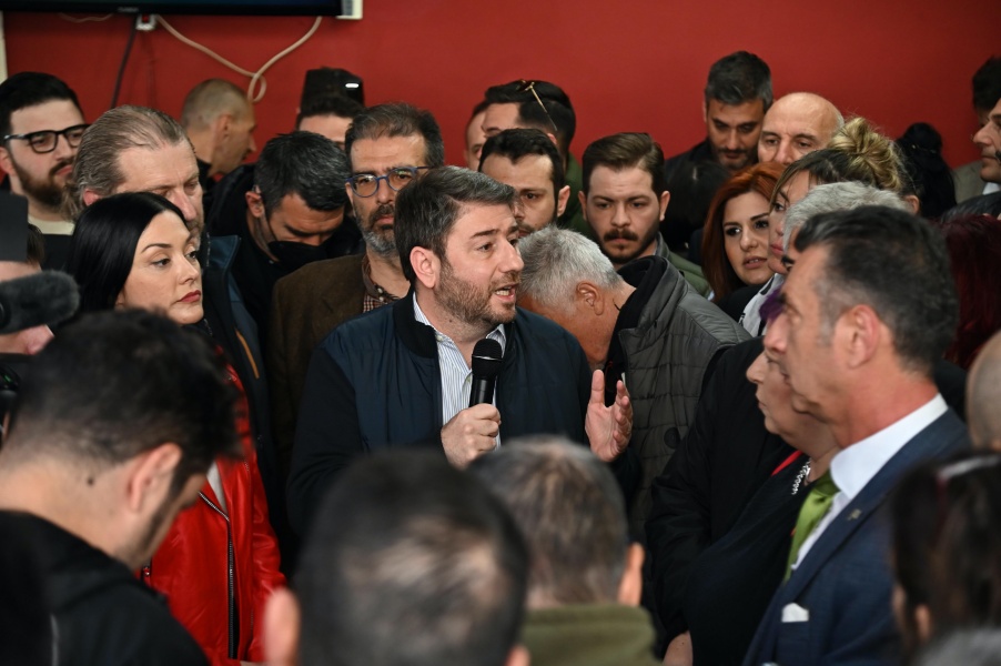 Ανδρουλάκης: Το ΠΑΣΟΚ είναι εδώ για να δώσει απαντήσεις στους μη προνομιούχους