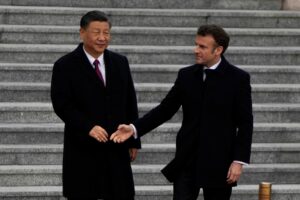Kίνα: Τετ α τετ Μακρόν - Σι Τζινπίνγκ στο Πεκίνο