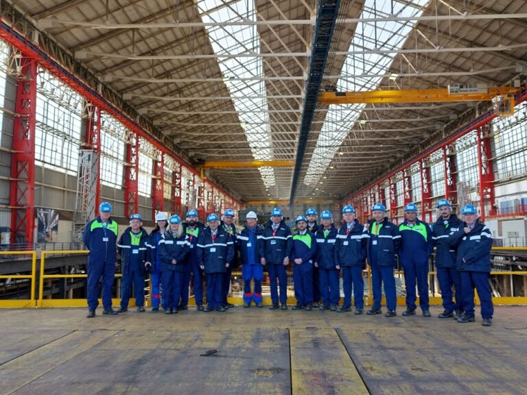 Eπίσκεψη ΕΕΛΕΑΑ στο ναυπηγείο NAVAL GROUP στο Lorient Γαλλίας