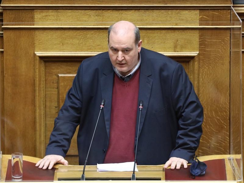 Φίλης: Να «κόψουμε τα πόδια» της Χρυσής Αυγής, αλλά με συνταγματικό τρόπο