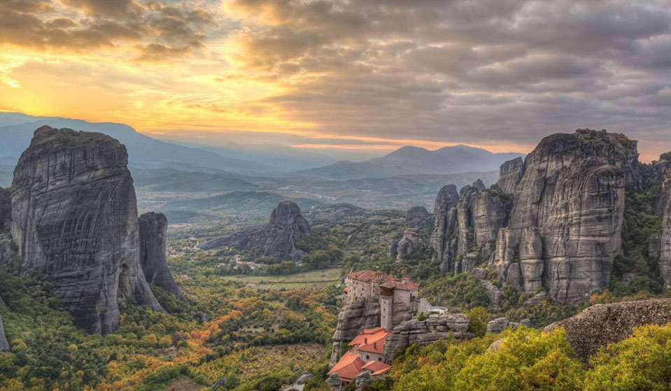 Μετέωρα, Κεντρική Ελλάδα