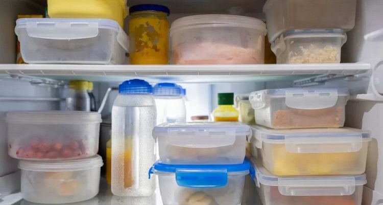 Tupperware: Γιατί το μεγαλύτερο όνομα που συνδέθηκε με το νοικοκυριό μπορεί να αποτελέσει πλέον ιστορία