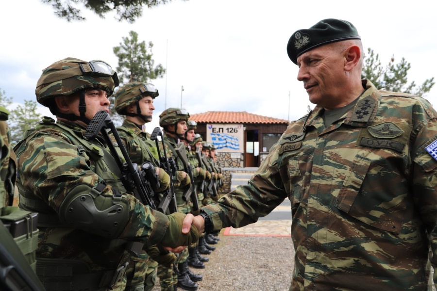 Αρχηγός ΓΕΕΘΑ - Φλώρος: Γιατί ευχαρίστησε μοναχό του Αγίου Όρους