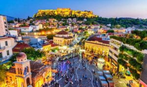 Eικαστικές προτάσεις για όσους μείνουν στην Αθήνα