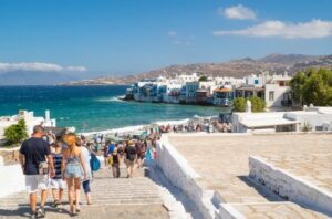 230419181201_tourismos-mykonos-768×505-1-600×395