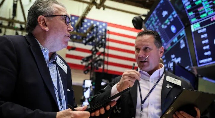 Wall Street: Νέες σημαντικές απώλειες για τους δείκτες – Μεγάλη «βουτιά» για την Salesforce