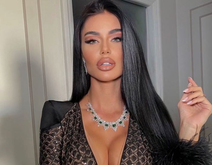 230422141138_ioanna-bella