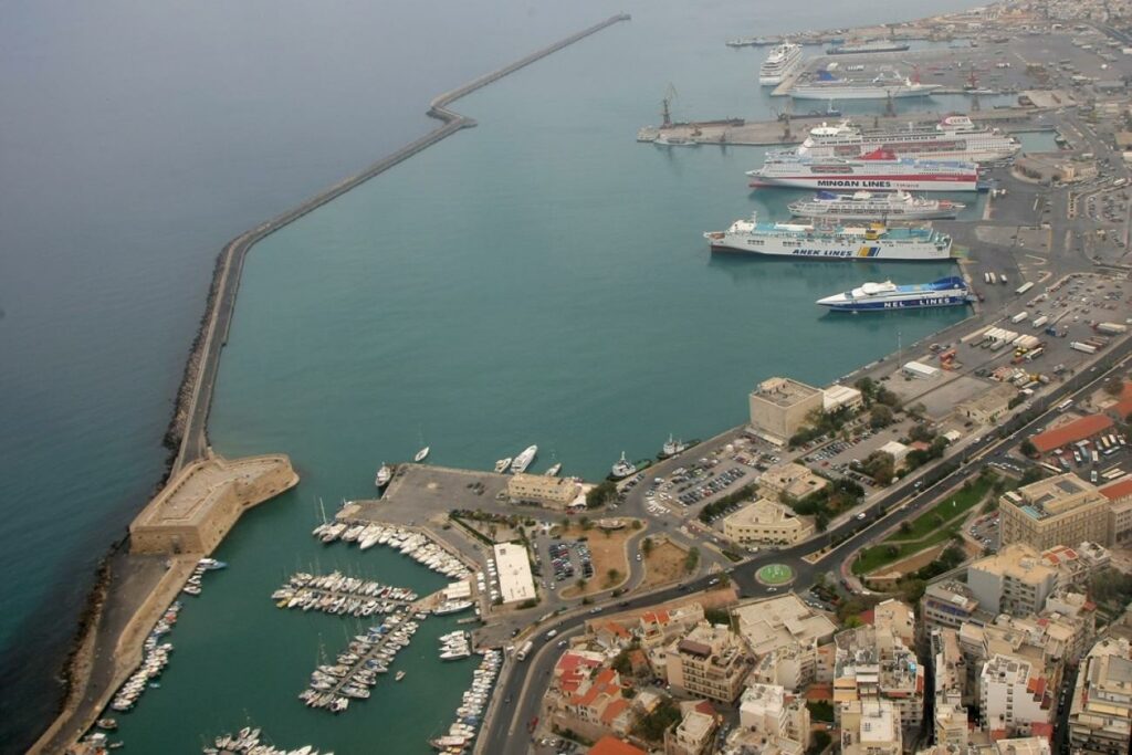 ΤΑΙΠΕΔ: Δύο προσφορές για το λιμάνι του Ηρακλείου