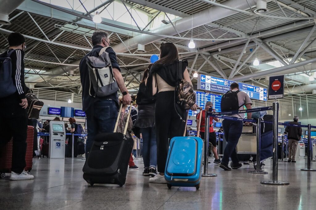 Google Flights: Νέα έρευνα σου δείχνει ποτέ να κλείσεις αεροπορικά εισιτήρια