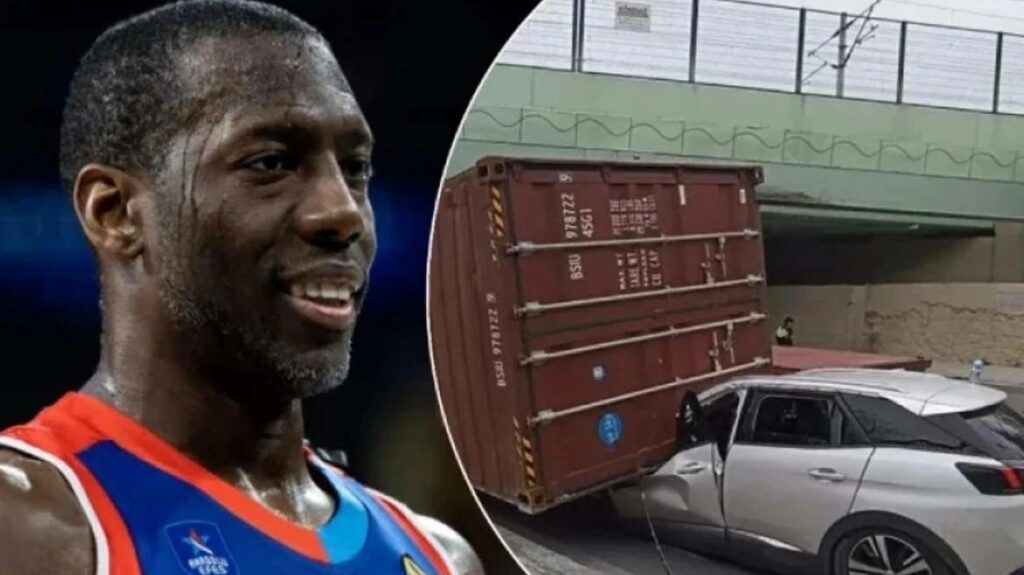 Ντάνστον: Σώθηκε από θαύμα, κοντέινερ έπεσε πάνω στο αυτοκίνητο του