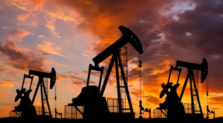 Πετρέλαιο: Σταθεροποιητικά σε υψηλά 4 μηνών λόγω Σαουδικής Αραβίας, Ρωσίας