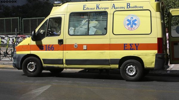 Θεσσαλονίκη: Μαχαίρωσε τον γιο της ενώ κοιμόταν