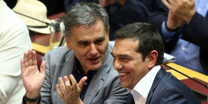 ΝΔ για τα συμπληρωματικά νομίσματα που προτείνει ο Τσακαλώτος