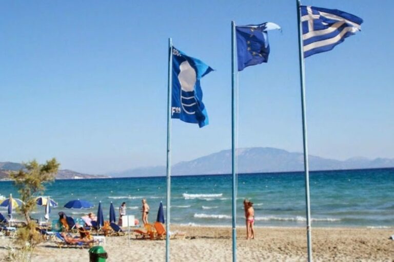 Γαλάζια σημαία 2023: Η λίστα με τις 617 παραλίες στην Ελλάδα