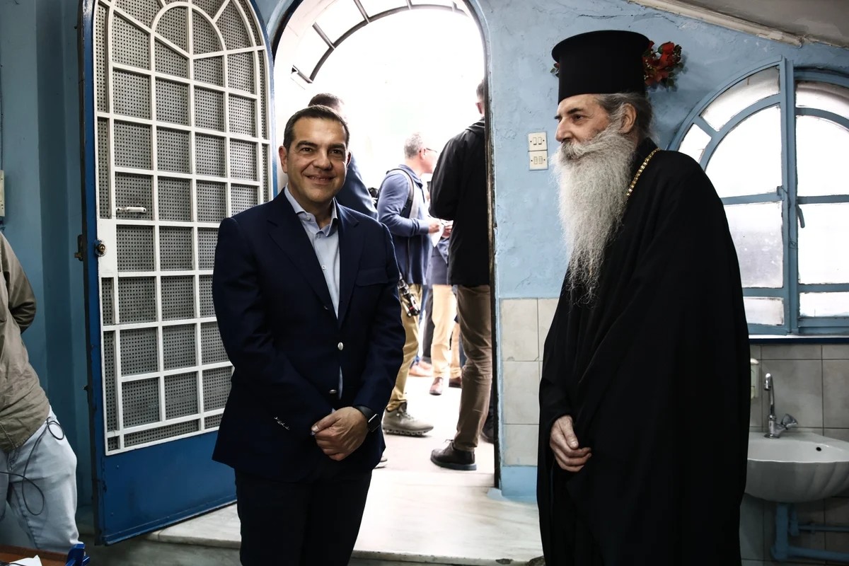 «Άξιος εστί» ο Αλέξης Τσίπρας - Το νέο άνοιγμα ΣΥΡΙΖΑ προς την εκκλησία