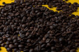 Καφές: Γιατί η στροφή των καταναλωτών σε φθηνότερες ποικιλίες