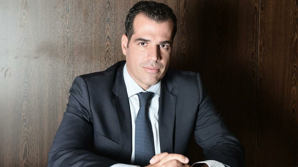 Θάνος Πλεύρης: Μόνο τα καλύτερα έχουν να πουν όσοι συνεργάστηκαν μαζί του