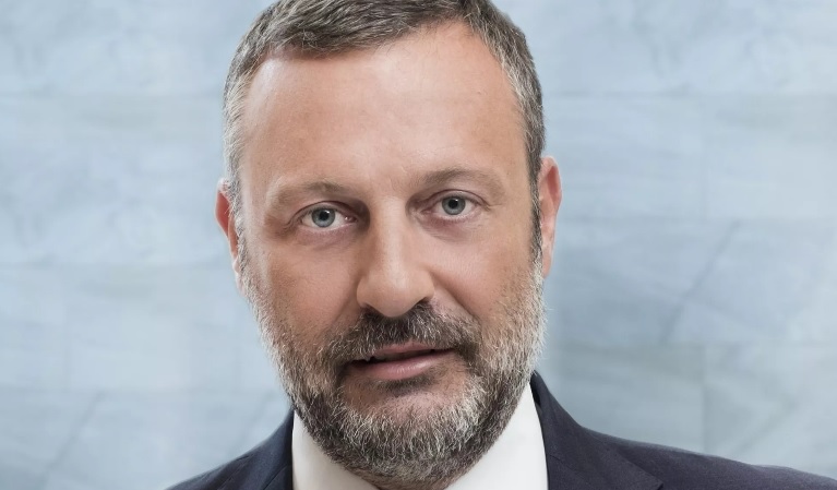 230519100150_chrisikos