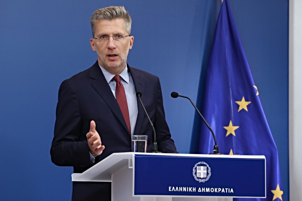 Άκης Σκέρτσος.