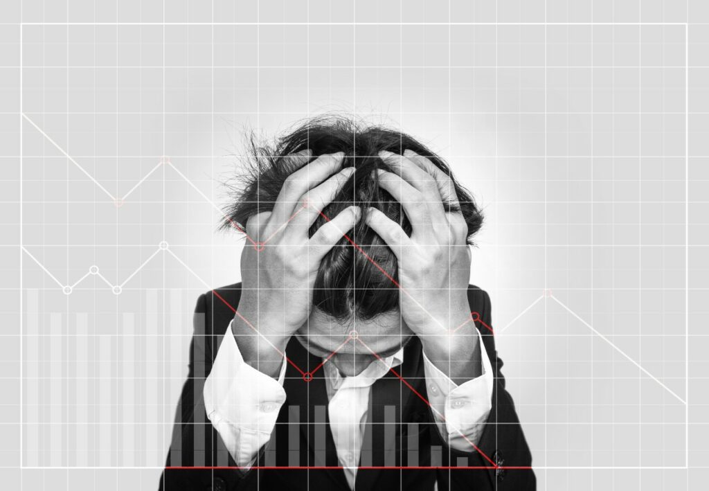 H τακτική της ΕΚΤ φέρνει την καταστροφή σε επιχειρήσεις και δανειολήπτες