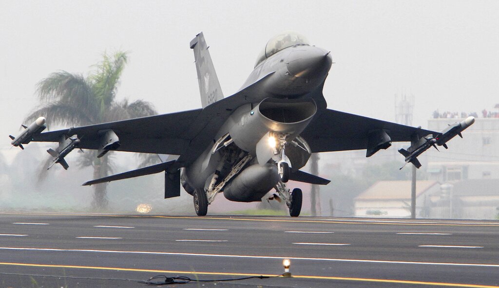 F-16