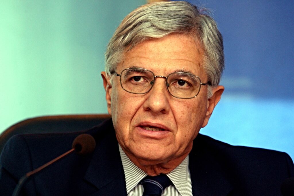 Τάσος Γιαννίτσης.