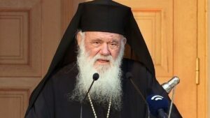 Ξεκάθαρη παρέμβαση του Αρχιεπισκόπου Αθηνών Ιερωνύμου για το κόμμα "ΝΙΚΗ"